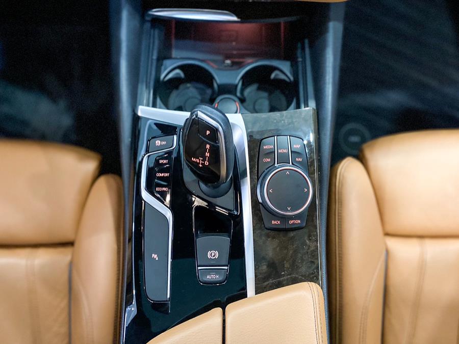 Used BMW 5 Series 530i xDrive Sedan 2018 | Luxury Motor Club. Franklin Square, New York Used BMW 5 Series 530i xDrive Sedan 2018 | Luxury Motor Club. Franklin Square, New York