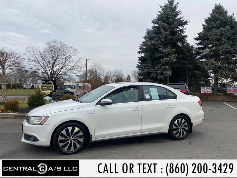 2013 Volkswagen Jetta Sedan 4dr Auto Hybrid SEL, available for sale in East Windsor, Connecticut | Central A/S LLC. East Windsor, Connecticut 2013 Volkswagen Jetta Sedan 4dr Auto Hybrid SEL, available for sale in East Windsor, Connecticut | Central A/S LLC. East Windsor, Connecticut