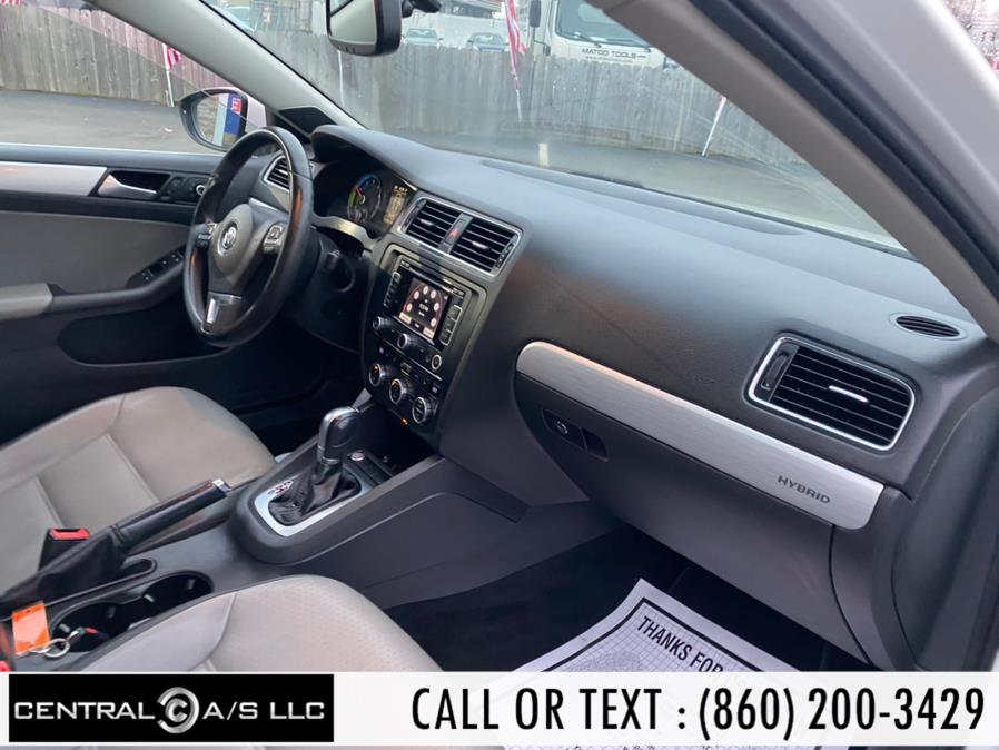 2013 Volkswagen Jetta Sedan 4dr Auto Hybrid SEL, available for sale in East Windsor, Connecticut | Central A/S LLC. East Windsor, Connecticut 2013 Volkswagen Jetta Sedan 4dr Auto Hybrid SEL, available for sale in East Windsor, Connecticut | Central A/S LLC. East Windsor, Connecticut
