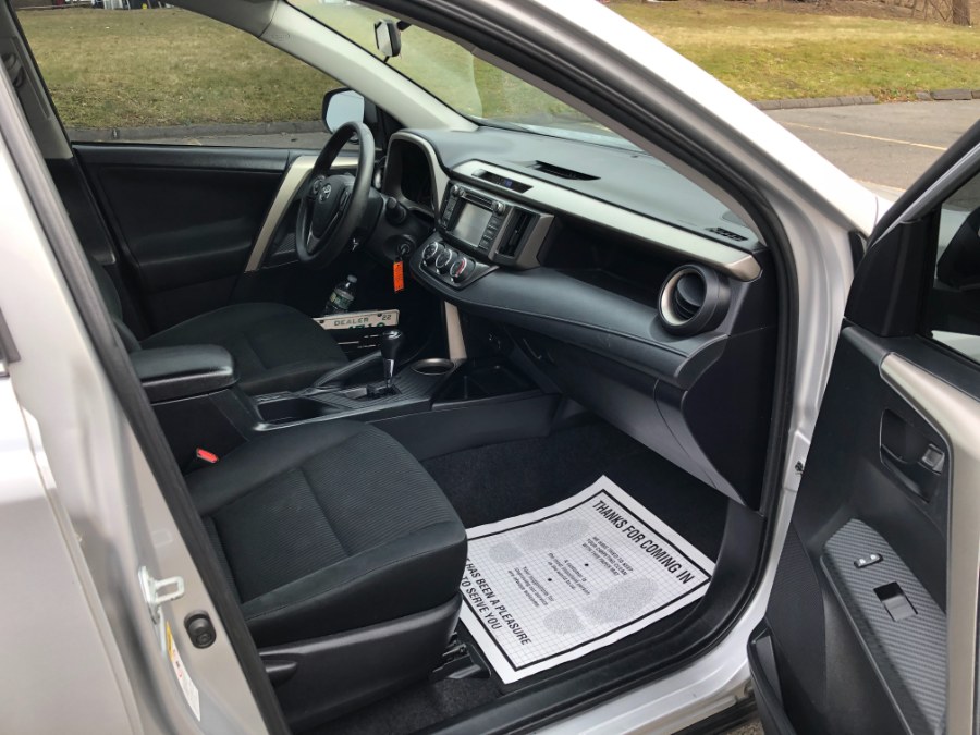 Used Toyota RAV4 AWD 4dr LE (Natl) 2014 | Ledyard Auto Sale LLC. Hartford , Connecticut