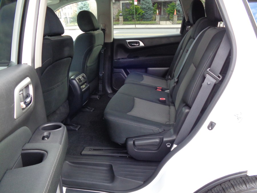 Used Nissan Pathfinder 4WD SV 2017 | Top Speed Motors LLC. Jamaica, New York Used Nissan Pathfinder 4WD SV 2017 | Top Speed Motors LLC. Jamaica, New York