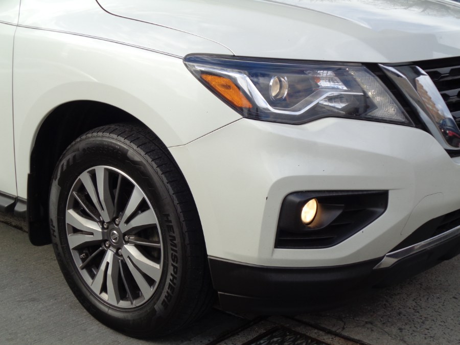 Used Nissan Pathfinder 4WD SV 2017 | Top Speed Motors LLC. Jamaica, New York Used Nissan Pathfinder 4WD SV 2017 | Top Speed Motors LLC. Jamaica, New York