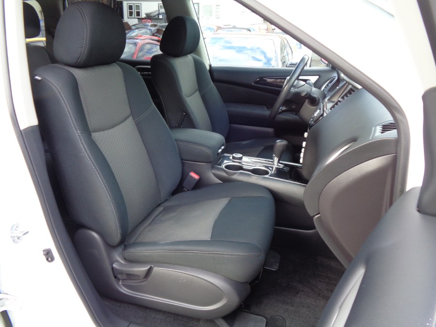 Used Nissan Pathfinder 4WD SV 2017 | Top Speed Motors LLC. Jamaica, New York Used Nissan Pathfinder 4WD SV 2017 | Top Speed Motors LLC. Jamaica, New York