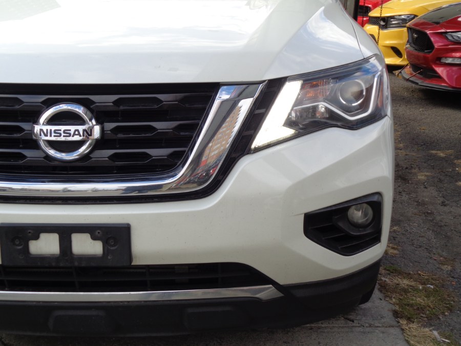 Used Nissan Pathfinder 4WD SV 2017 | Top Speed Motors LLC. Jamaica, New York Used Nissan Pathfinder 4WD SV 2017 | Top Speed Motors LLC. Jamaica, New York