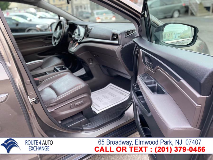Used Honda Odyssey EX-L w/Navi/RES Auto 2019 | Route 4 Auto Exchange. Elmwood Park, New Jersey Used Honda Odyssey EX-L w/Navi/RES Auto 2019 | Route 4 Auto Exchange. Elmwood Park, New Jersey
