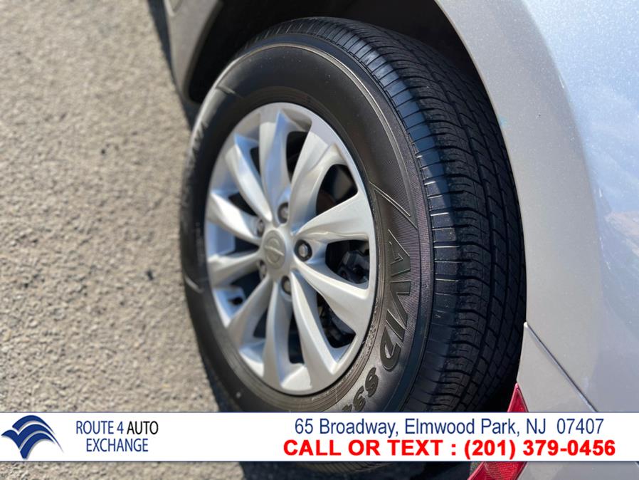 Used Chrysler Pacifica Touring-L FWD 2017 | Route 4 Auto Exchange. Elmwood Park, New Jersey Used Chrysler Pacifica Touring-L FWD 2017 | Route 4 Auto Exchange. Elmwood Park, New Jersey