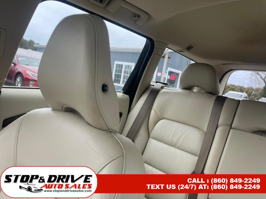 2010 Volvo V70 4dr Wgn, available for sale in East Windsor, Connecticut | Stop & Drive Auto Sales. East Windsor, Connecticut 2010 Volvo V70 4dr Wgn, available for sale in East Windsor, Connecticut | Stop & Drive Auto Sales. East Windsor, Connecticut