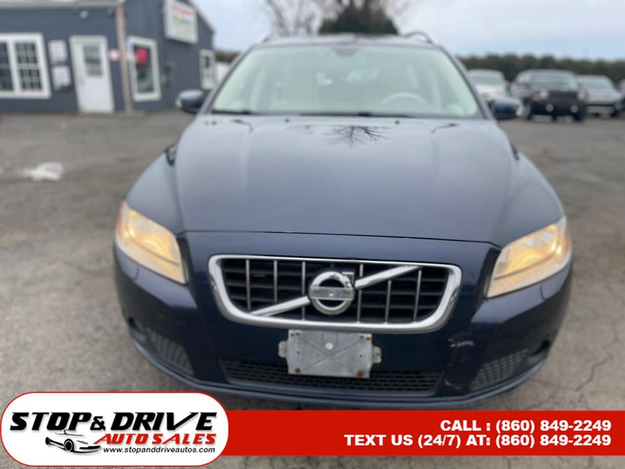 Used Volvo V70 4dr Wgn 2010 | Stop & Drive Auto Sales. East Windsor, Connecticut