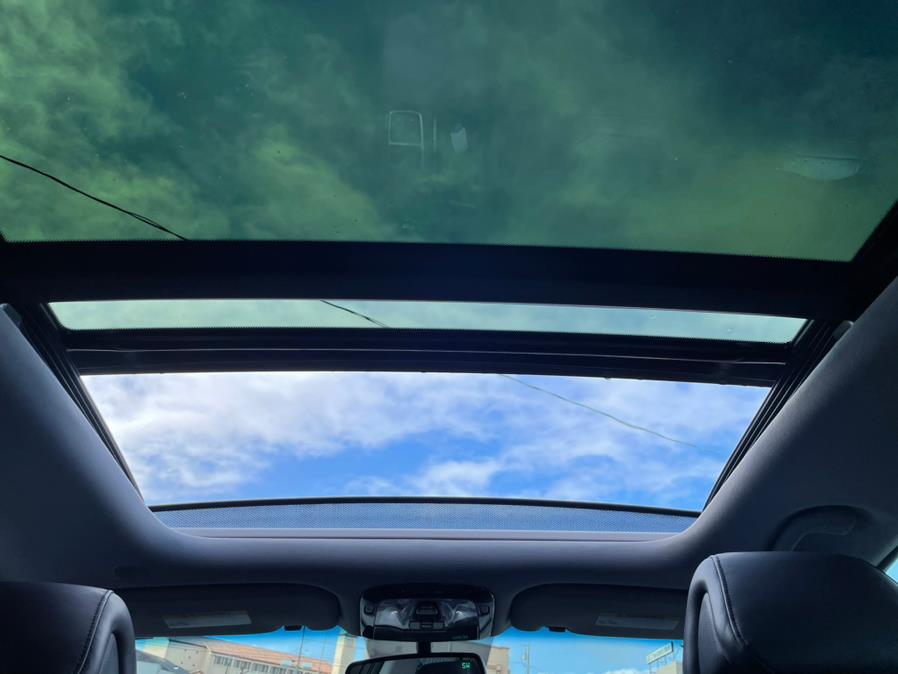 Used Hyundai Azera Sedan 2012 | Green Light Auto Wholesale. Daly City, California Used Hyundai Azera Sedan 2012 | Green Light Auto Wholesale. Daly City, California