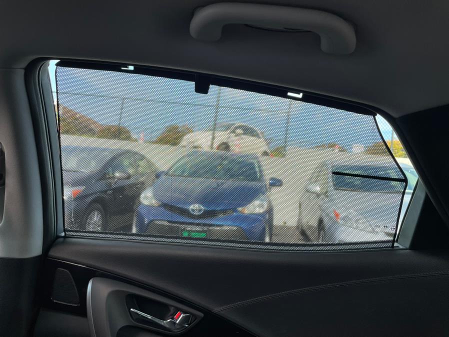 Used Hyundai Azera Sedan 2012 | Green Light Auto Wholesale. Daly City, California Used Hyundai Azera Sedan 2012 | Green Light Auto Wholesale. Daly City, California