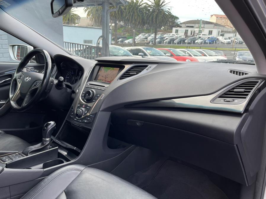 Used Hyundai Azera Sedan 2012 | Green Light Auto Wholesale. Daly City, California Used Hyundai Azera Sedan 2012 | Green Light Auto Wholesale. Daly City, California
