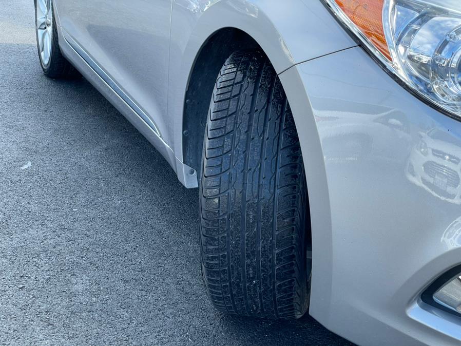 Used Hyundai Azera Sedan 2012 | Green Light Auto Wholesale. Daly City, California Used Hyundai Azera Sedan 2012 | Green Light Auto Wholesale. Daly City, California