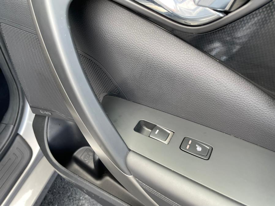 Used Hyundai Azera Sedan 2012 | Green Light Auto Wholesale. Daly City, California Used Hyundai Azera Sedan 2012 | Green Light Auto Wholesale. Daly City, California