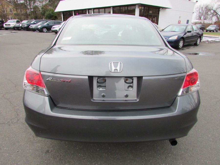 2009 Honda Accord Sdn 4dr I4 Auto LX, available for sale in East Windsor, Connecticut | United Auto Sales of E Windsor, Inc. East Windsor, Connecticut 2009 Honda Accord Sdn 4dr I4 Auto LX, available for sale in East Windsor, Connecticut | United Auto Sales of E Windsor, Inc. East Windsor, Connecticut