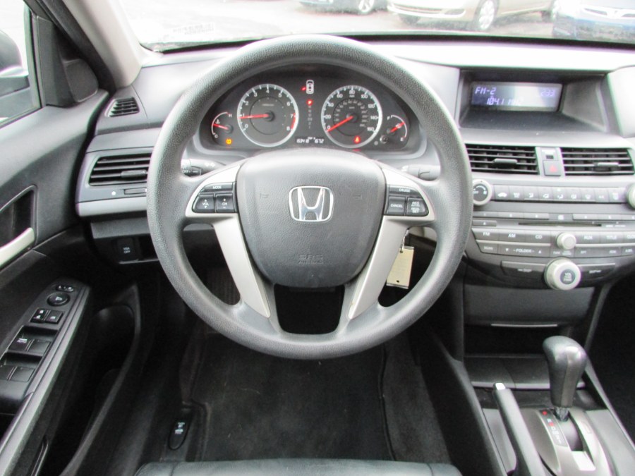 2009 Honda Accord Sdn 4dr I4 Auto LX, available for sale in East Windsor, Connecticut | United Auto Sales of E Windsor, Inc. East Windsor, Connecticut 2009 Honda Accord Sdn 4dr I4 Auto LX, available for sale in East Windsor, Connecticut | United Auto Sales of E Windsor, Inc. East Windsor, Connecticut