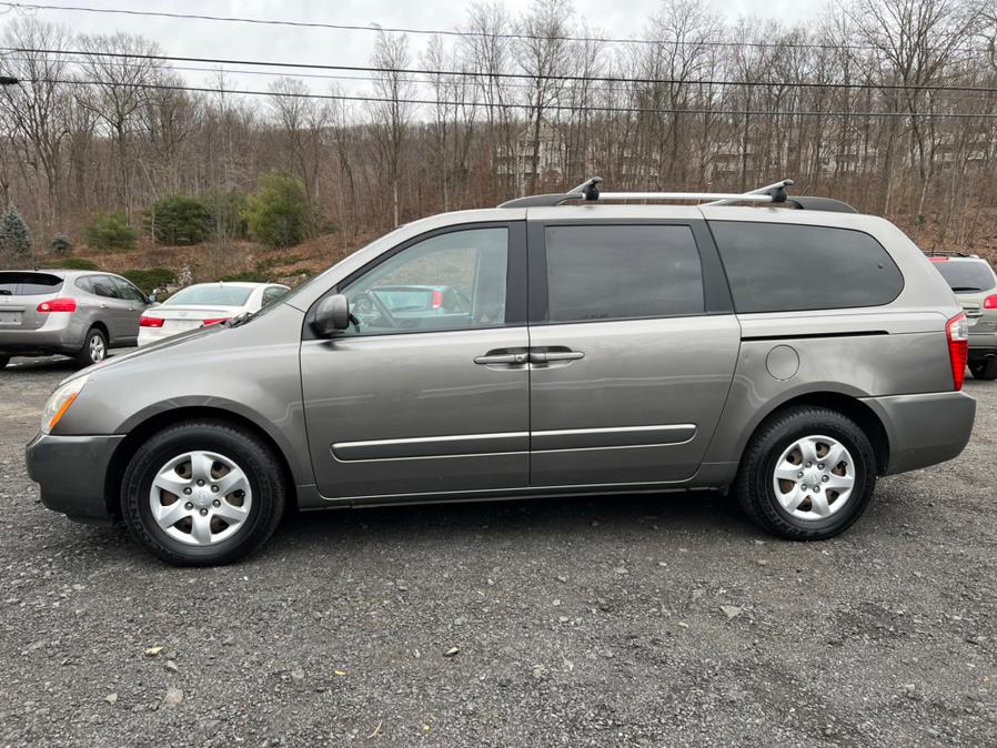 2010 Kia Sedona 4dr SWB, available for sale in Berlin, Connecticut | Main Auto of Berlin. Berlin, Connecticut