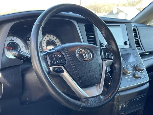 Used Toyota Sienna SE 2015 | Blasius Federal Road. Brookfield, Connecticut Used Toyota Sienna SE 2015 | Blasius Federal Road. Brookfield, Connecticut