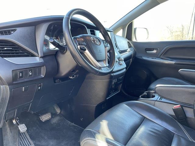 Used Toyota Sienna SE 2015 | Blasius Federal Road. Brookfield, Connecticut Used Toyota Sienna SE 2015 | Blasius Federal Road. Brookfield, Connecticut