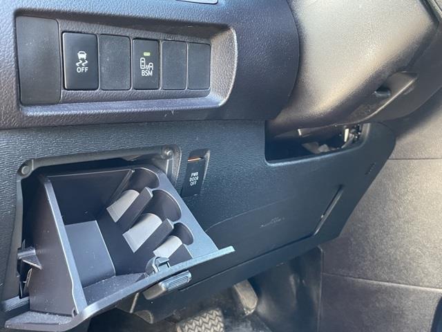 Used Toyota Sienna SE 2015 | Blasius Federal Road. Brookfield, Connecticut Used Toyota Sienna SE 2015 | Blasius Federal Road. Brookfield, Connecticut
