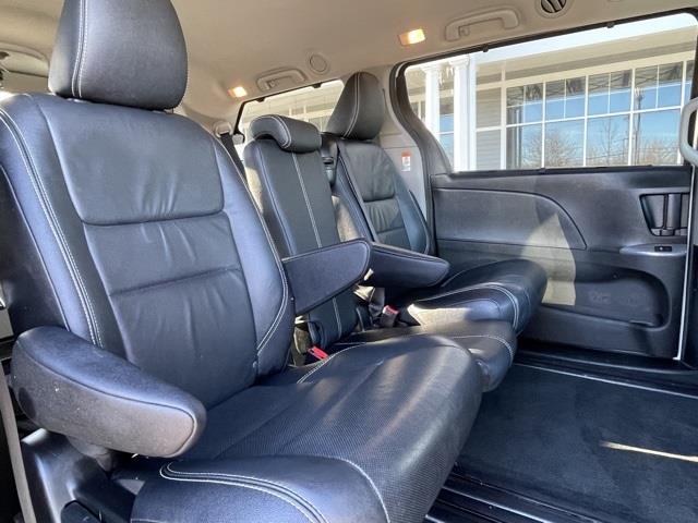 Used Toyota Sienna SE 2015 | Blasius Federal Road. Brookfield, Connecticut Used Toyota Sienna SE 2015 | Blasius Federal Road. Brookfield, Connecticut