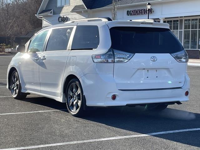 Used Toyota Sienna SE 2015 | Blasius Federal Road. Brookfield, Connecticut Used Toyota Sienna SE 2015 | Blasius Federal Road. Brookfield, Connecticut