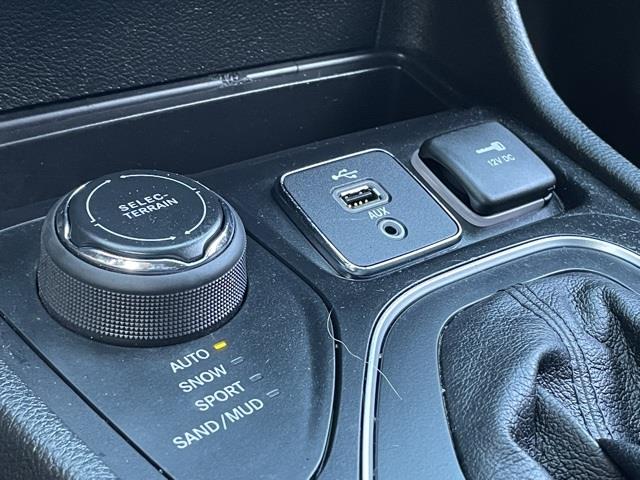Used Jeep Cherokee Latitude Plus 2019 | Blasius Federal Road. Brookfield, Connecticut Used Jeep Cherokee Latitude Plus 2019 | Blasius Federal Road. Brookfield, Connecticut