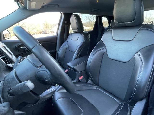 Used Jeep Cherokee Latitude Plus 2019 | Blasius Federal Road. Brookfield, Connecticut Used Jeep Cherokee Latitude Plus 2019 | Blasius Federal Road. Brookfield, Connecticut