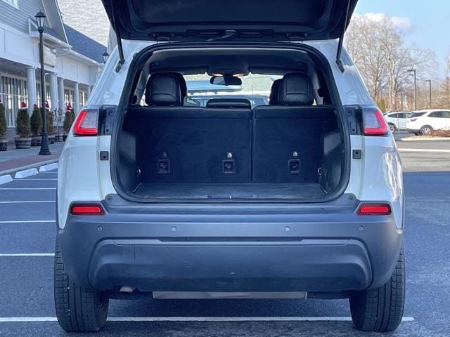 Used Jeep Cherokee Latitude Plus 2019 | Blasius Federal Road. Brookfield, Connecticut Used Jeep Cherokee Latitude Plus 2019 | Blasius Federal Road. Brookfield, Connecticut