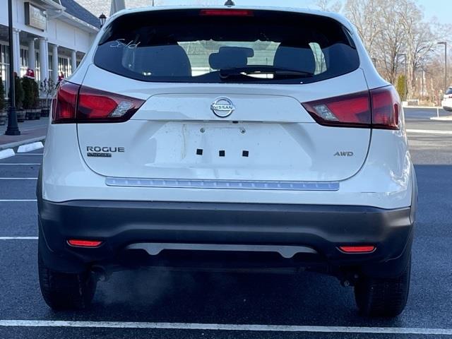Used Nissan Rogue Sport S 2018 | Blasius Federal Road. Brookfield, Connecticut Used Nissan Rogue Sport S 2018 | Blasius Federal Road. Brookfield, Connecticut