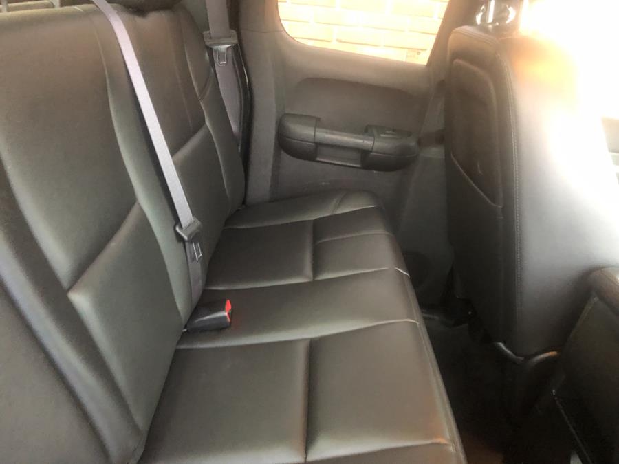 Used Chevrolet Silverado 1500 4WD LT w/PLOW 2011 | National Auto Brokers, Inc.. Waterbury, Connecticut Used Chevrolet Silverado 1500 4WD LT w/PLOW 2011 | National Auto Brokers, Inc.. Waterbury, Connecticut