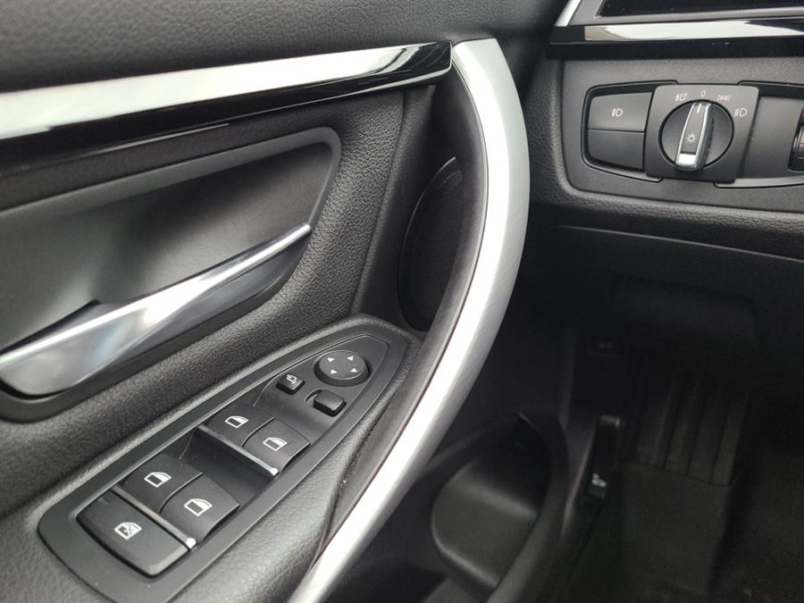 2018 BMW 3 Series 330i xDrive Sedan, available for sale in Waterbury, Connecticut | National Auto Brokers, Inc.. Waterbury, Connecticut 2018 BMW 3 Series 330i xDrive Sedan, available for sale in Waterbury, Connecticut | National Auto Brokers, Inc.. Waterbury, Connecticut