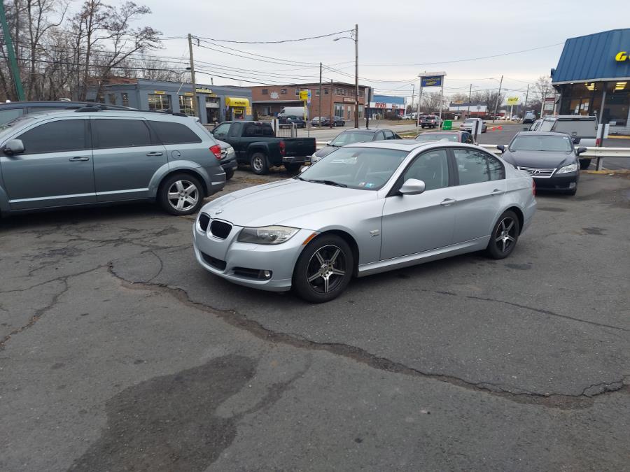 Used BMW 3 Series 4dr Sdn 328i xDrive AWD SULEV 2010 | Chadrad Motors llc. West Hartford, Connecticut