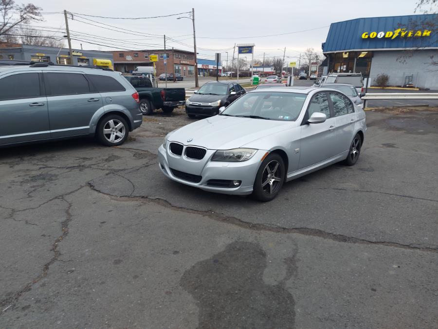 2010 BMW 3 Series 4dr Sdn 328i xDrive AWD SULEV, available for sale in West Hartford, Connecticut | Chadrad Motors llc. West Hartford, Connecticut 2010 BMW 3 Series 4dr Sdn 328i xDrive AWD SULEV, available for sale in West Hartford, Connecticut | Chadrad Motors llc. West Hartford, Connecticut