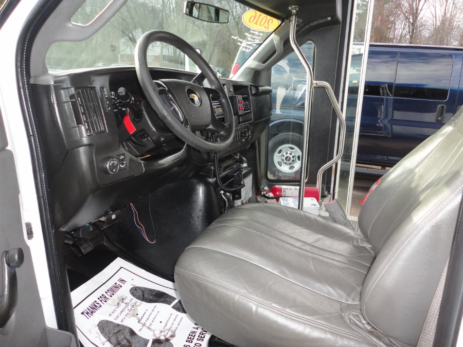 Used Chevrolet Express Commercial Cutaway 4500 Van 159" Diesel *Ltd Avail* 2016 | International Motorcars llc. Berlin, Connecticut