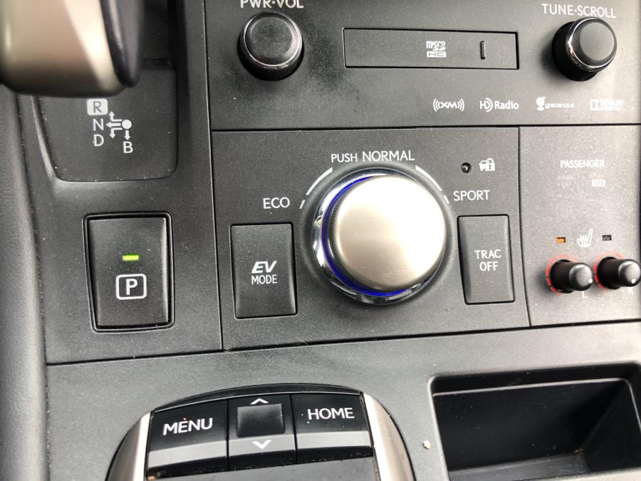 Used Lexus CT 200h 5dr Sdn Hybrid 2014 | Signature Auto Sales. Franklin Square, New York Used Lexus CT 200h 5dr Sdn Hybrid 2014 | Signature Auto Sales. Franklin Square, New York