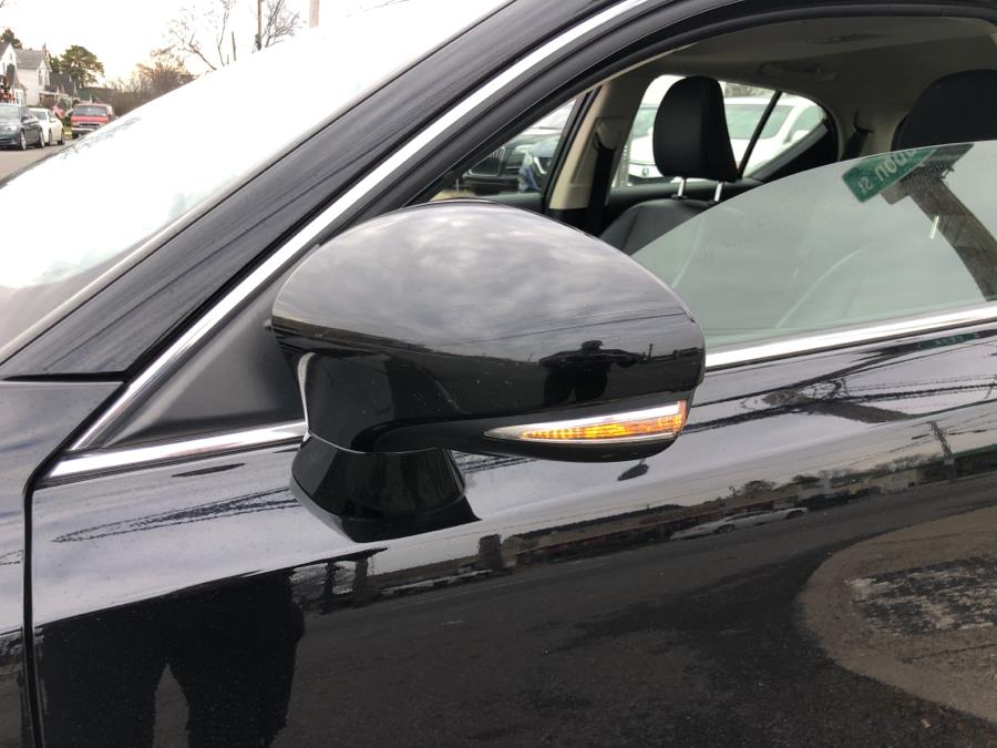 Used Lexus CT 200h 5dr Sdn Hybrid 2014 | Signature Auto Sales. Franklin Square, New York Used Lexus CT 200h 5dr Sdn Hybrid 2014 | Signature Auto Sales. Franklin Square, New York