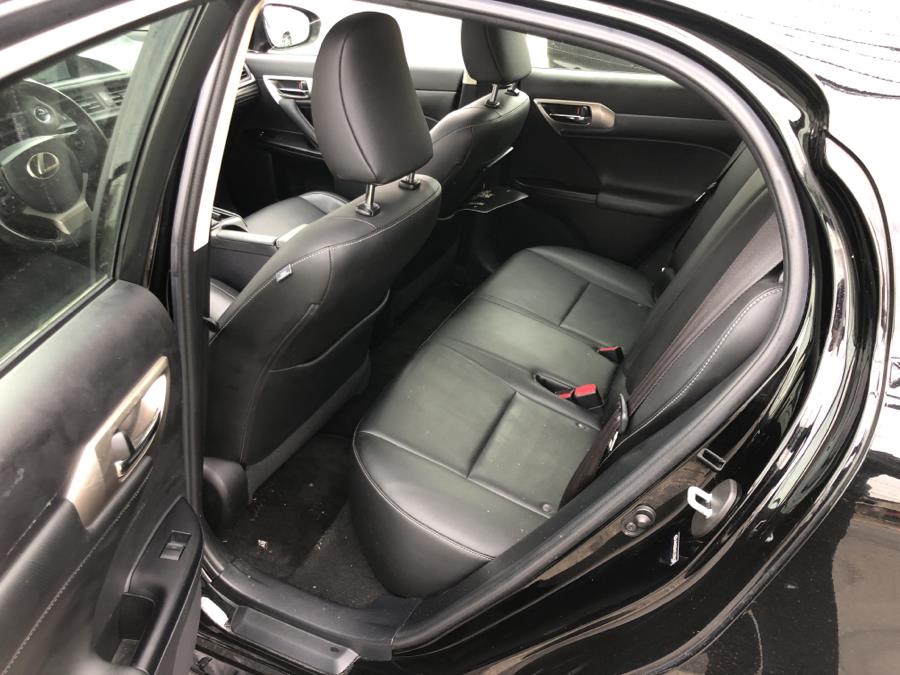 Used Lexus CT 200h 5dr Sdn Hybrid 2014 | Signature Auto Sales. Franklin Square, New York Used Lexus CT 200h 5dr Sdn Hybrid 2014 | Signature Auto Sales. Franklin Square, New York