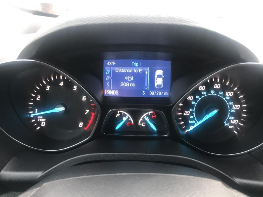 Used Ford Escape 4WD 4dr SE 2015 | Lex Autos LLC. Hartford, Connecticut Used Ford Escape 4WD 4dr SE 2015 | Lex Autos LLC. Hartford, Connecticut