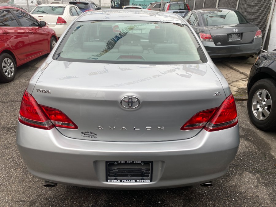 Used Toyota Avalon 4dr Sdn XL (Natl) 2005 | Middle Village Motors . Middle Village, New York Used Toyota Avalon 4dr Sdn XL (Natl) 2005 | Middle Village Motors . Middle Village, New York