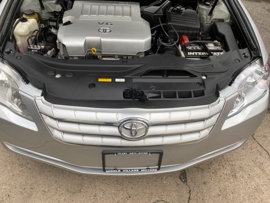 Used Toyota Avalon 4dr Sdn XL (Natl) 2005 | Middle Village Motors . Middle Village, New York Used Toyota Avalon 4dr Sdn XL (Natl) 2005 | Middle Village Motors . Middle Village, New York