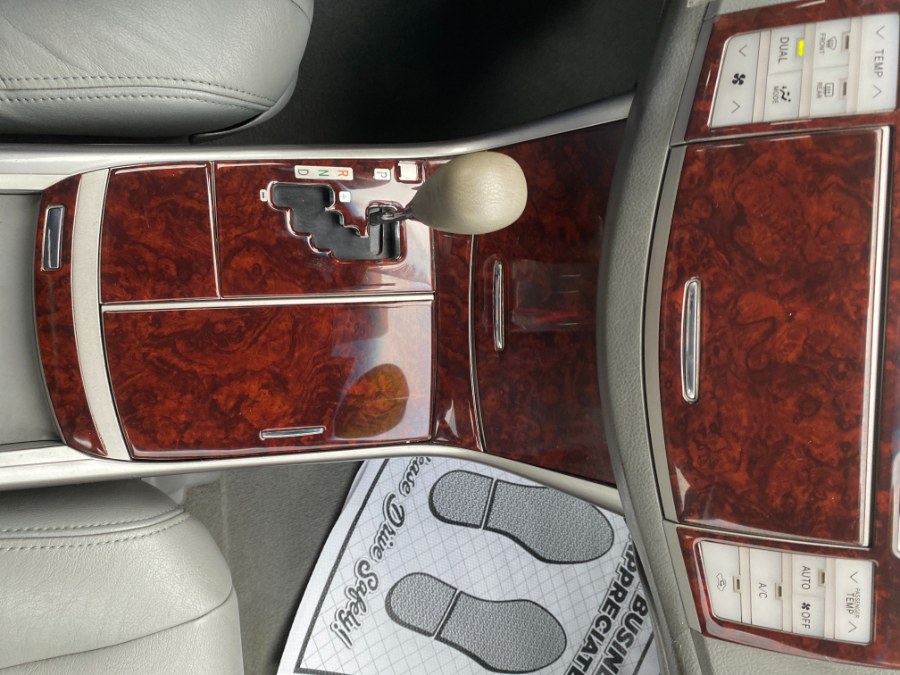 Used Toyota Avalon 4dr Sdn XL (Natl) 2005 | Middle Village Motors . Middle Village, New York Used Toyota Avalon 4dr Sdn XL (Natl) 2005 | Middle Village Motors . Middle Village, New York