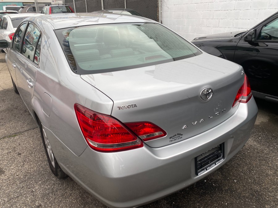 Used Toyota Avalon 4dr Sdn XL (Natl) 2005 | Middle Village Motors . Middle Village, New York Used Toyota Avalon 4dr Sdn XL (Natl) 2005 | Middle Village Motors . Middle Village, New York