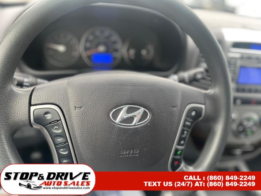 Used Hyundai Santa Fe AWD 4dr I4 GLS 2012 | Stop & Drive Auto Sales. East Windsor, Connecticut Used Hyundai Santa Fe AWD 4dr I4 GLS 2012 | Stop & Drive Auto Sales. East Windsor, Connecticut
