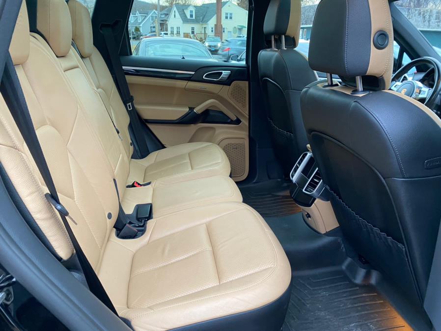 Used Porsche Cayenne AWD 4dr Platinum Edition 2014 | Lava Motors 2 Inc. Canton, Connecticut Used Porsche Cayenne AWD 4dr Platinum Edition 2014 | Lava Motors 2 Inc. Canton, Connecticut