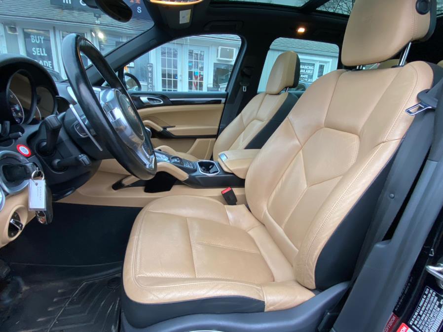Used Porsche Cayenne AWD 4dr Platinum Edition 2014 | Lava Motors 2 Inc. Canton, Connecticut Used Porsche Cayenne AWD 4dr Platinum Edition 2014 | Lava Motors 2 Inc. Canton, Connecticut