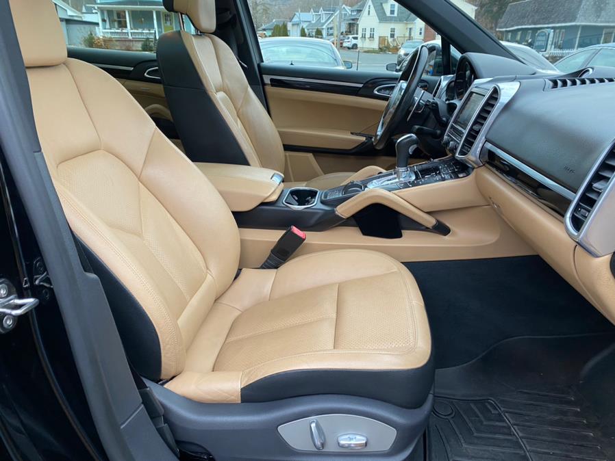 Used Porsche Cayenne AWD 4dr Platinum Edition 2014 | Lava Motors 2 Inc. Canton, Connecticut Used Porsche Cayenne AWD 4dr Platinum Edition 2014 | Lava Motors 2 Inc. Canton, Connecticut