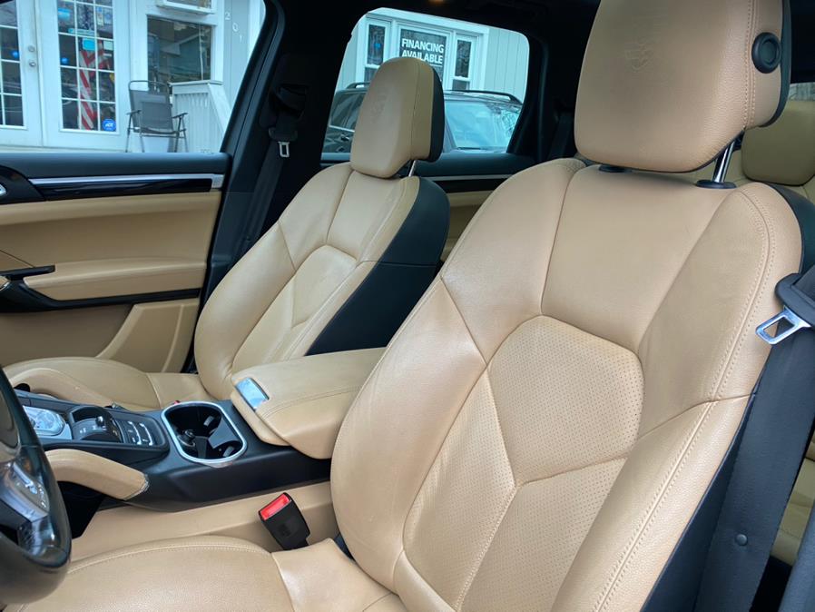 Used Porsche Cayenne AWD 4dr Platinum Edition 2014 | Lava Motors 2 Inc. Canton, Connecticut Used Porsche Cayenne AWD 4dr Platinum Edition 2014 | Lava Motors 2 Inc. Canton, Connecticut