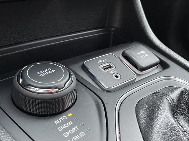 Used Jeep Cherokee Latitude Plus 2019 | Blasius Federal Road. Brookfield, Connecticut Used Jeep Cherokee Latitude Plus 2019 | Blasius Federal Road. Brookfield, Connecticut