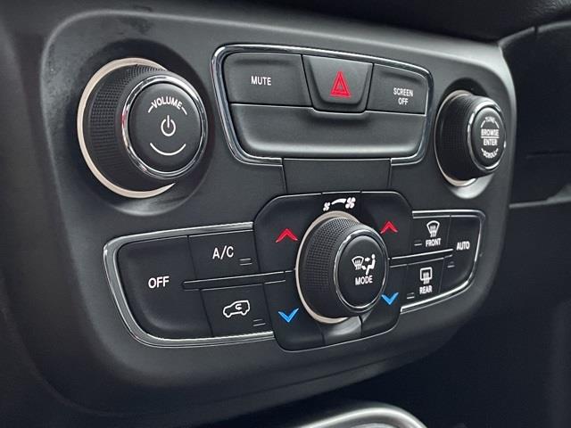 Used Jeep Compass Latitude 2018 | Blasius Federal Road. Brookfield, Connecticut Used Jeep Compass Latitude 2018 | Blasius Federal Road. Brookfield, Connecticut
