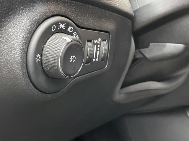 Used Jeep Compass Latitude 2018 | Blasius Federal Road. Brookfield, Connecticut Used Jeep Compass Latitude 2018 | Blasius Federal Road. Brookfield, Connecticut